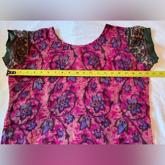 Beautiful Long Women’s Tunic Kurta US Size 6 Magenta Multi Short Sleeve EUC - Picture 5 of 8